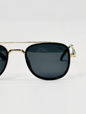 JM4074807 black gold rectangle polarised sunglass